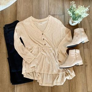 American Eagle long sleeve top